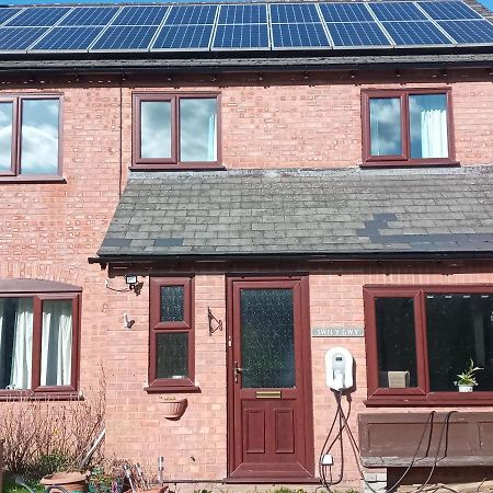 Ferienwohnung Swn Y Gwy ~ The Sound Of The Wye Brecon Exterior foto
